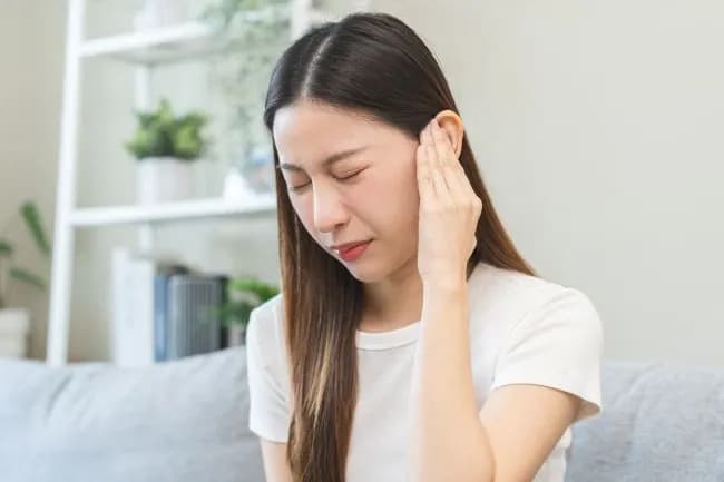 Pusing Karena Masalah Telinga? Ini Penjelasannya