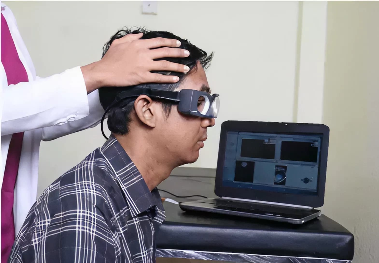 Pemeriksaan Keseimbangan - Video Head Impulse Test (vHIT)